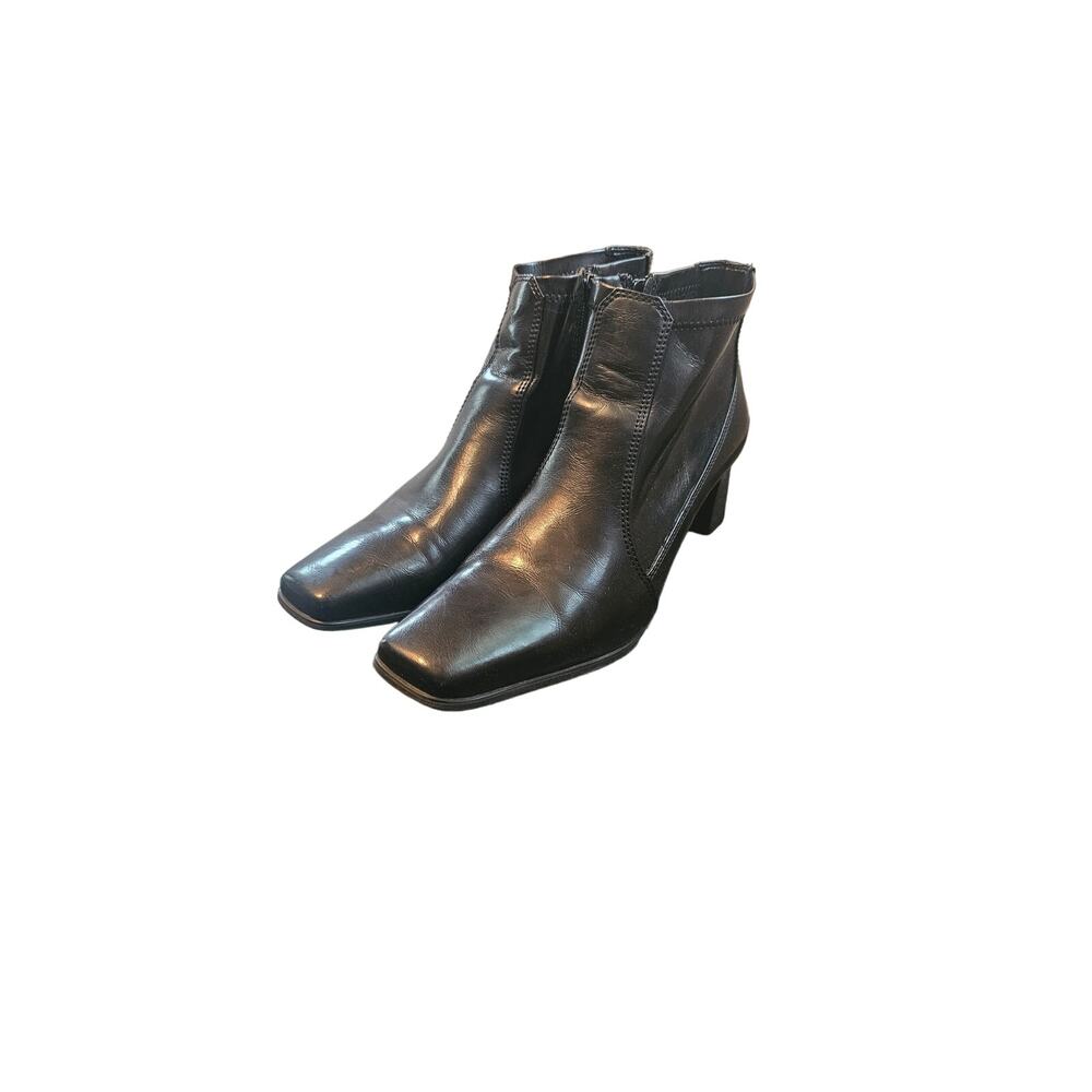 Franco Sarto Black Millie 2‎ size 9.5M heeled boots